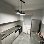 Gigabit High-speed Internet Modern Apartamento