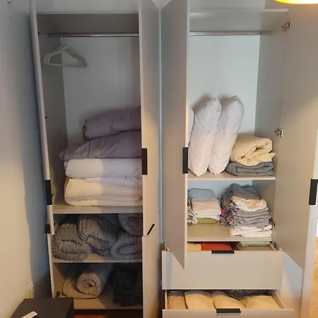 Gigabit High-speed Internet Modern