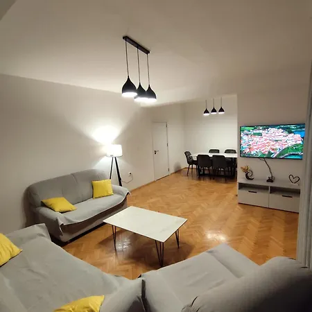 Апартаменты Gigabit High-speed Internet Modern *