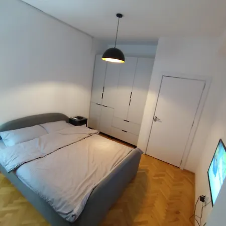 Gigabit High-speed Internet Modern Appartement *