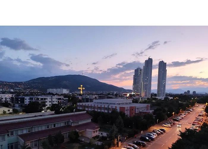 Апартаменти Gigabit High-speed Internet Modern