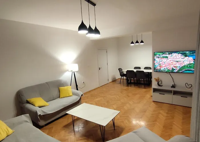 Апартаменты Gigabit High-speed Internet Modern *