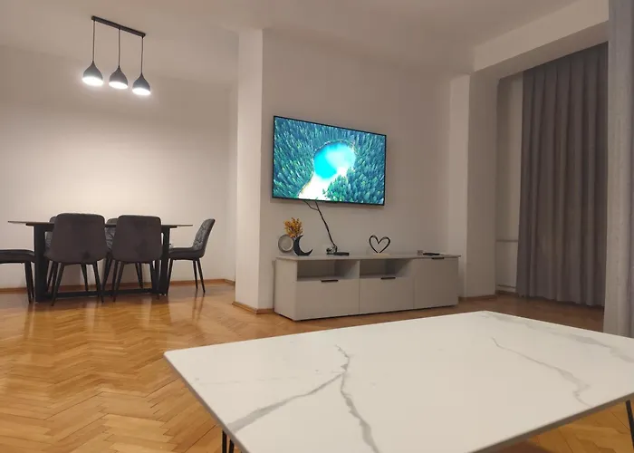 Апартаменти Gigabit High-speed Internet Modern