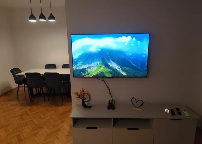 Апартаменти Gigabit High-speed Internet Modern